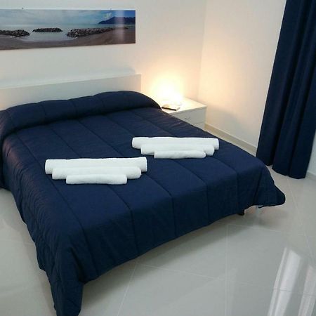 살레르노 Al Porticciolo B&B 외부 사진