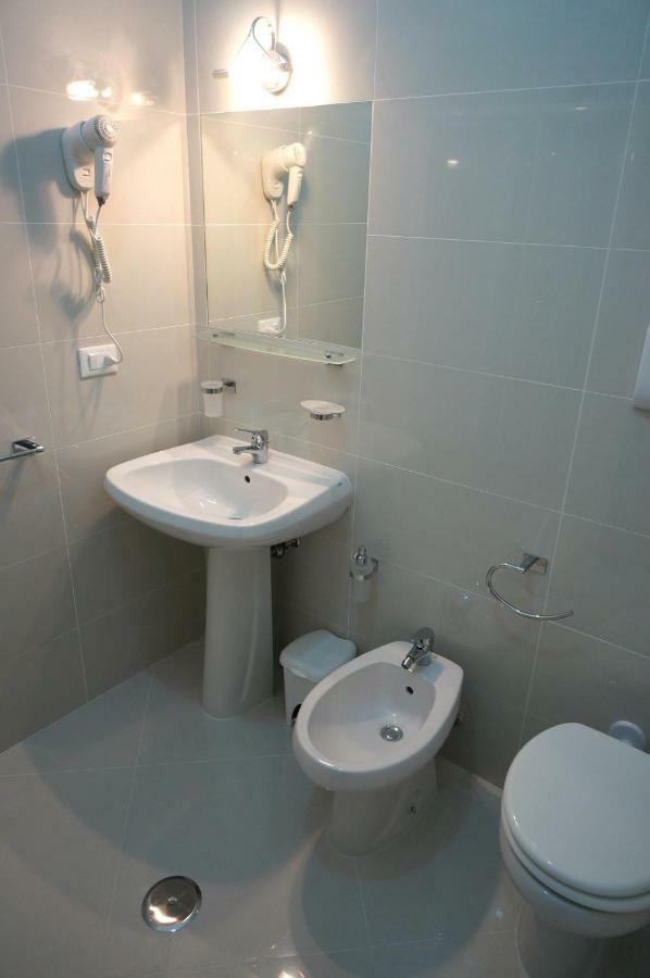 살레르노 Al Porticciolo B&B 외부 사진
