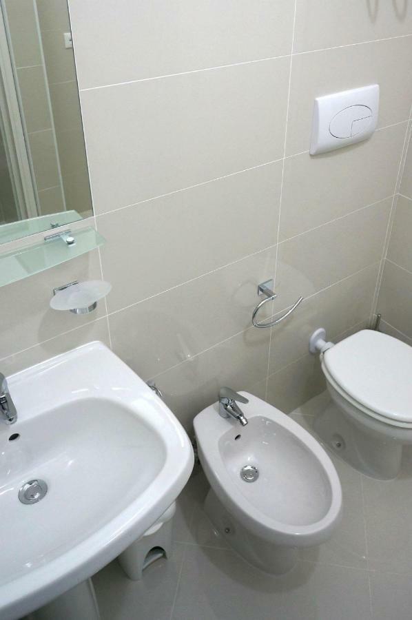 살레르노 Al Porticciolo B&B 외부 사진
