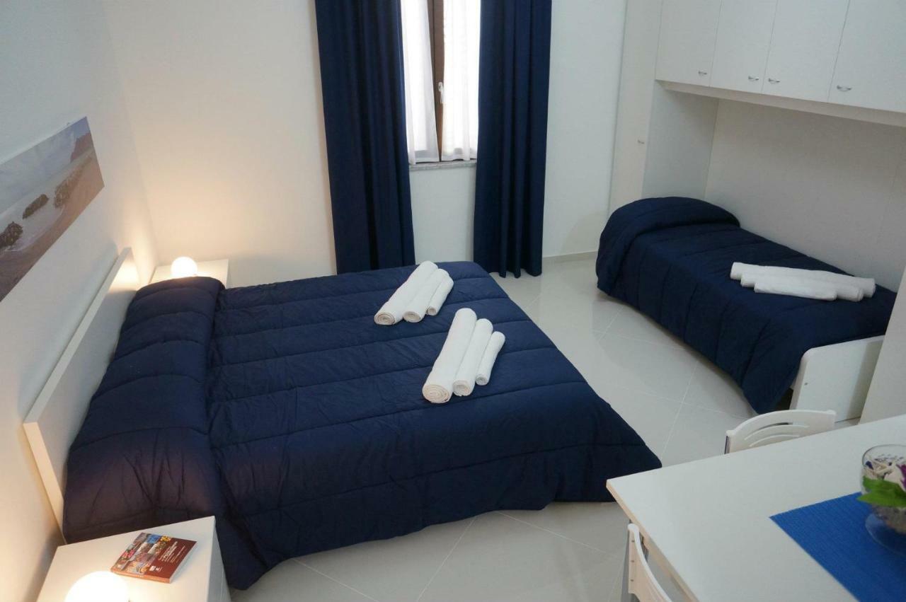 살레르노 Al Porticciolo B&B 외부 사진