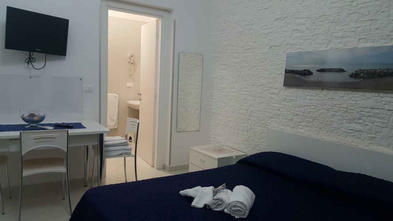 살레르노 Al Porticciolo B&B 외부 사진