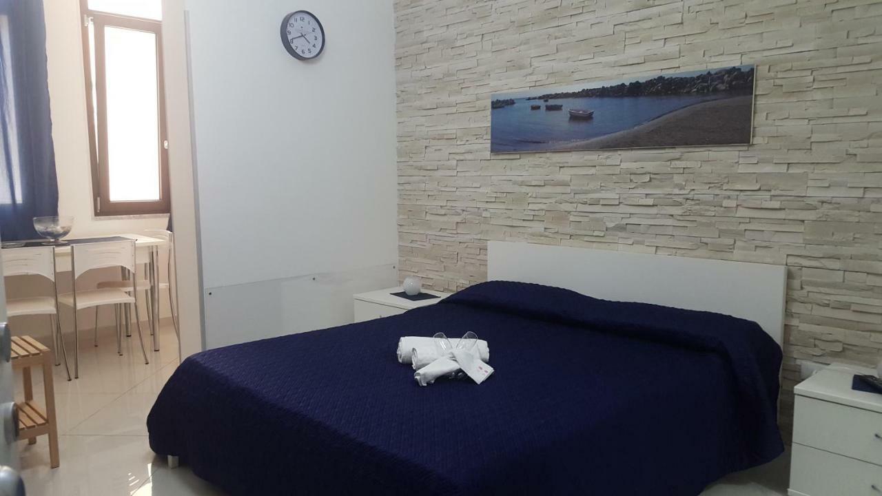살레르노 Al Porticciolo B&B 외부 사진