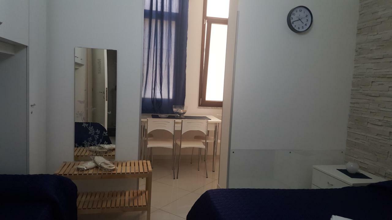 살레르노 Al Porticciolo B&B 외부 사진
