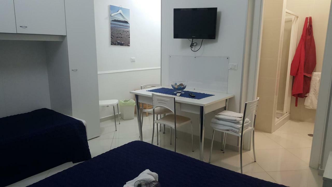 살레르노 Al Porticciolo B&B 외부 사진