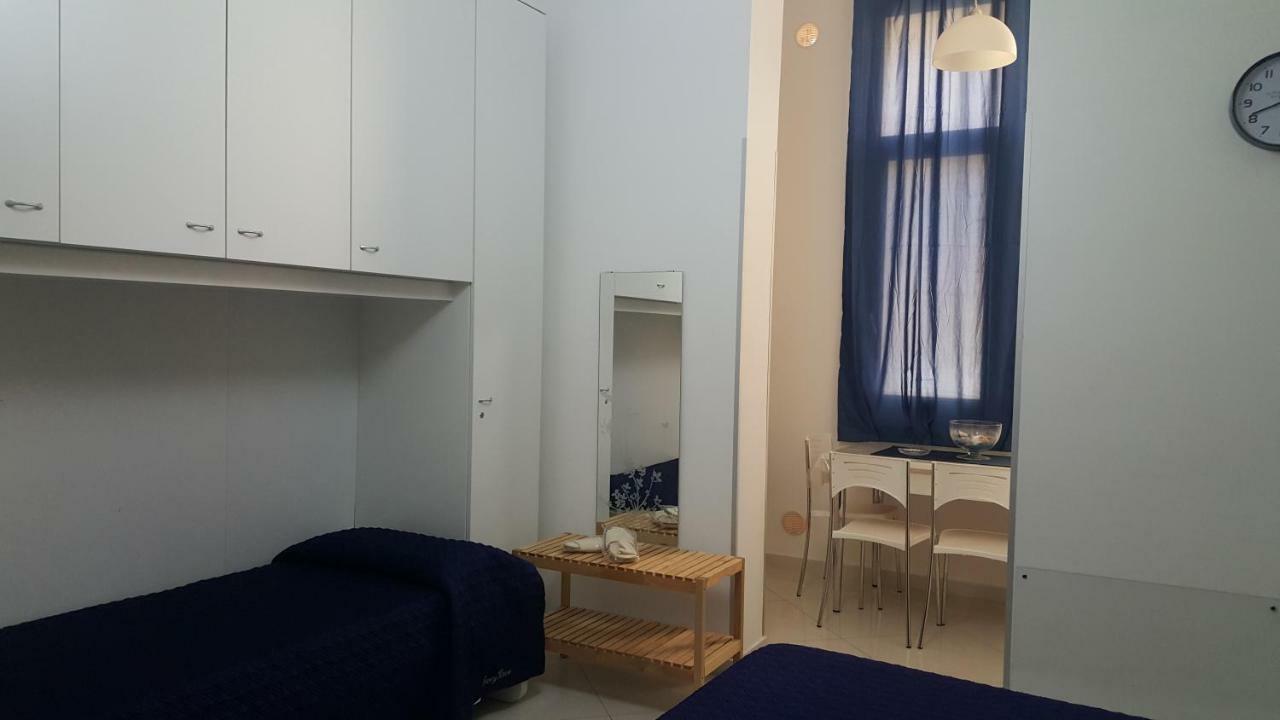 살레르노 Al Porticciolo B&B 외부 사진