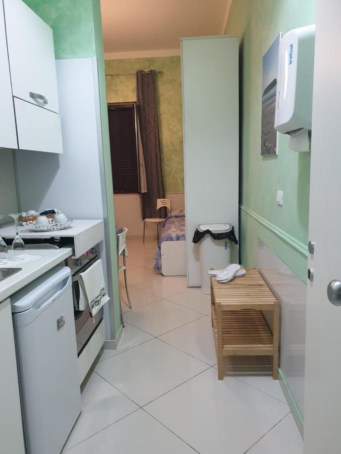 살레르노 Al Porticciolo B&B 외부 사진
